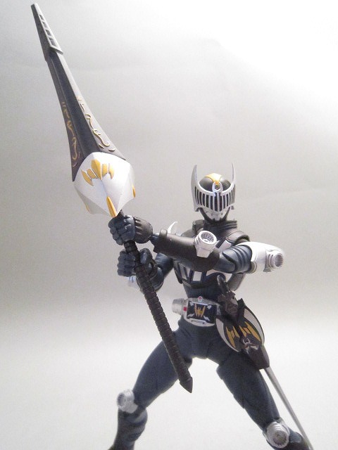 S.H.Figuarts 仮面ライダーナイト＆ダークウイングセット