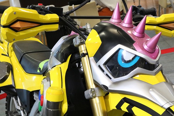 Honda ウエルカムプラザ青山　仮面ライダーマシン特別展示　仮面ライダーエグゼイド　仮面ライダーレーザー