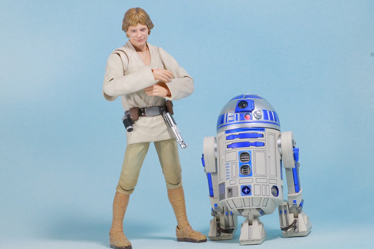 S.H.フィギュアーツ　R2-D2　（A NEW HOPE）　レビュー　アクション　ルーク・スカイウォーカー