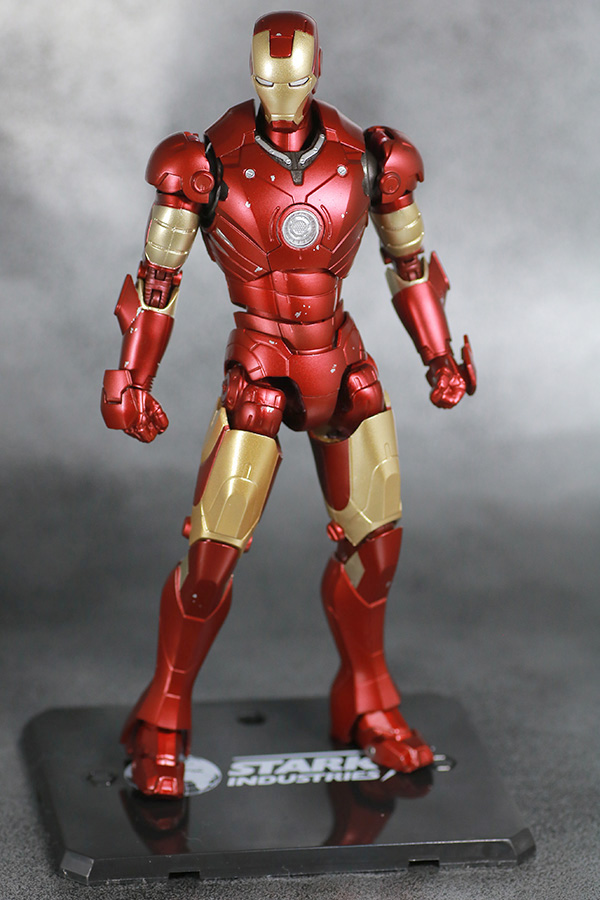 S.H.フィギュアーツ　アイアンマン マーク3 Birth of Iron Man　レビュー　アクション　スタークインダストリーズ　ロゴ　台座