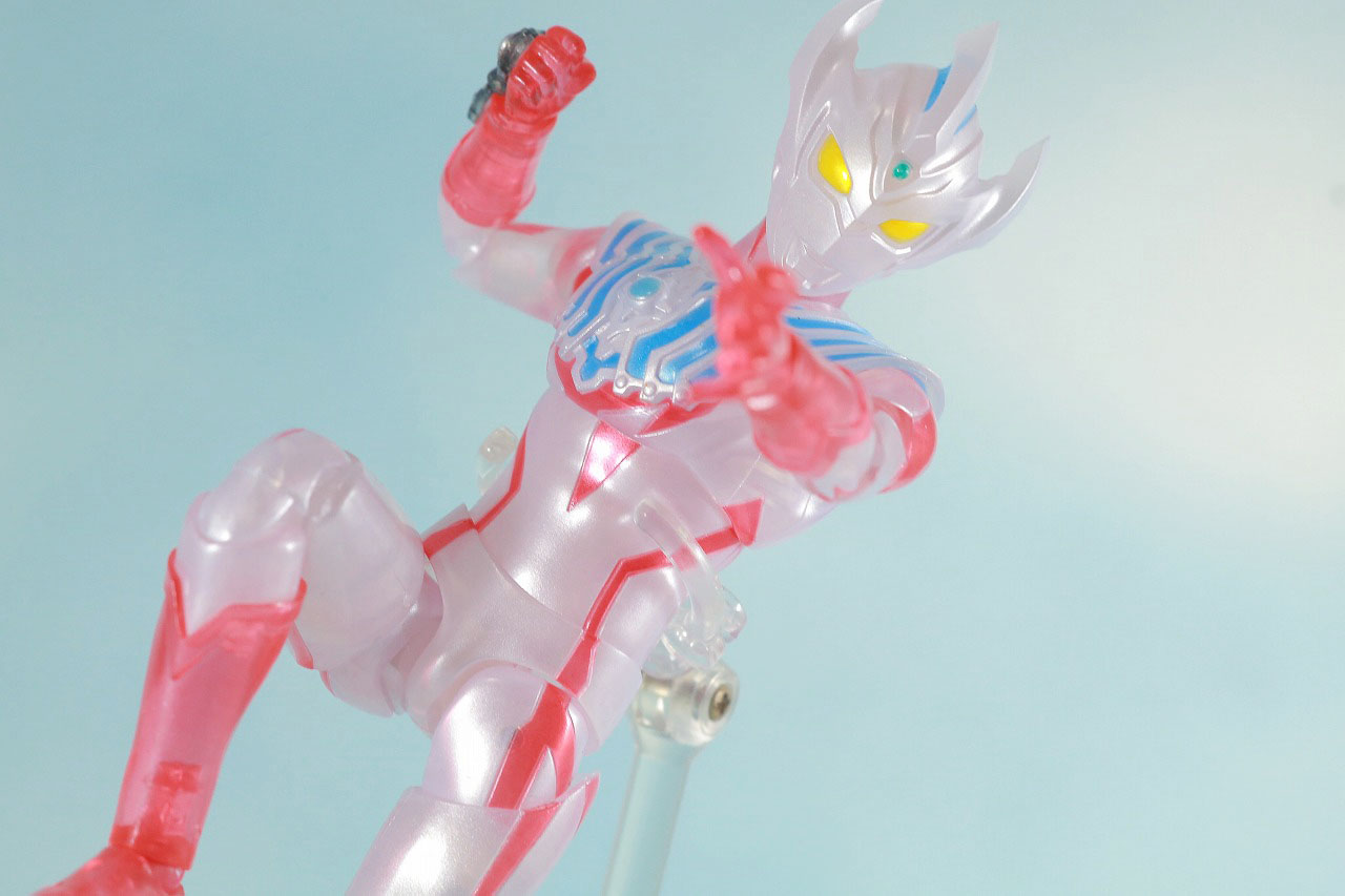 S.H.フィギュアーツ　ウルトラマンタイガ Special Clear Color Ver.　レビュー　アクション