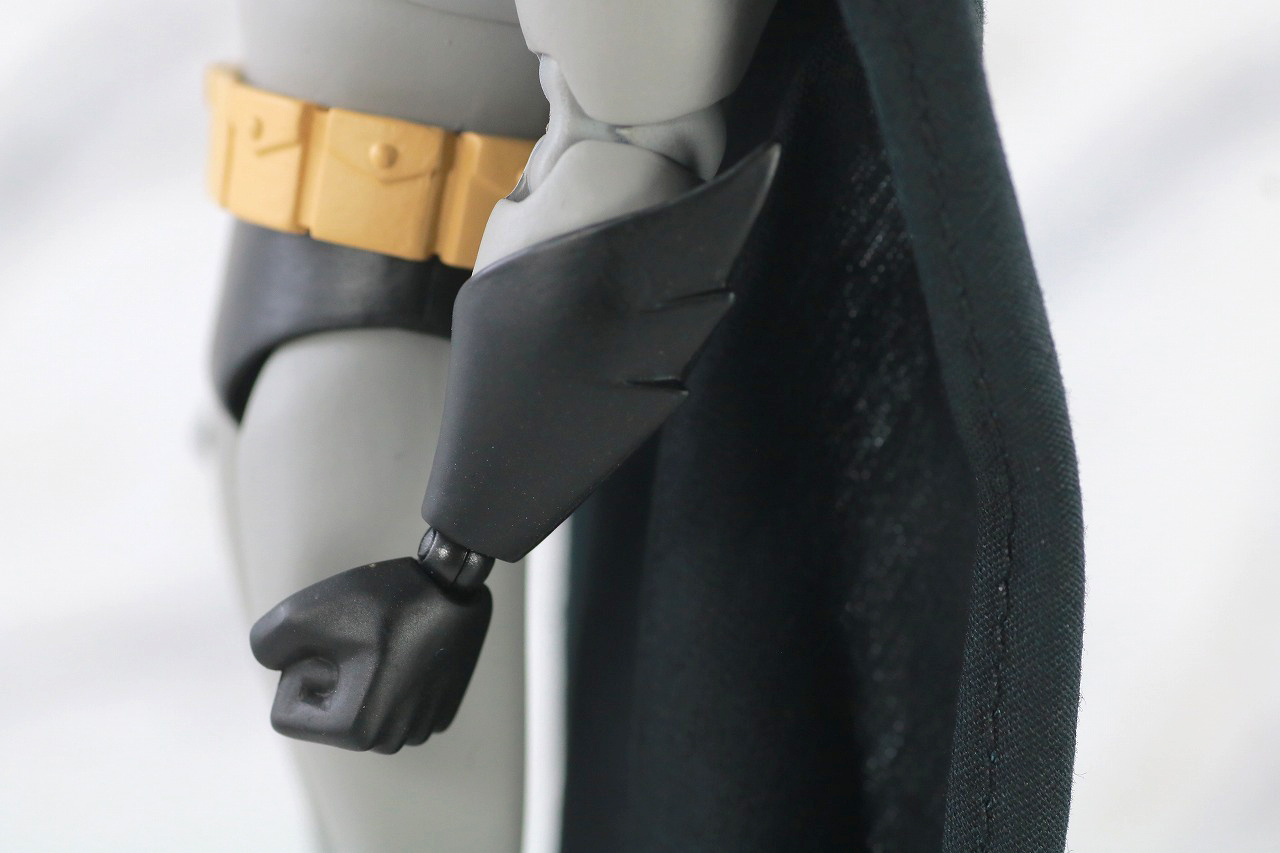 MAFEX　バットマン　THE NEW BATMAN ADVENTURES　レビュー　本体