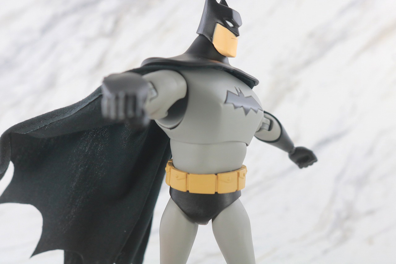 MAFEX　バットマン　THE NEW BATMAN ADVENTURES　レビュー　可動範囲