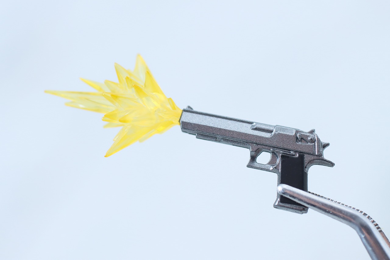 S.H.フィギュアーツ　デッドプール（『デッドプール2』）　レビュー　付属品　拳銃　銃撃エフェクト